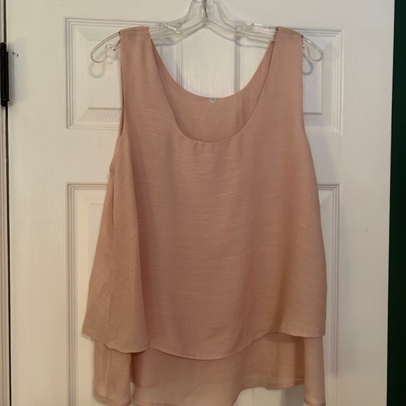 Peach ruffled blouse - Picture 2 of 2